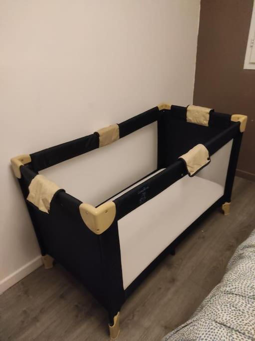 City & Cosy, Lyon Charcot- Wifi - Lave Linge - Balcon - Parking Exterior foto