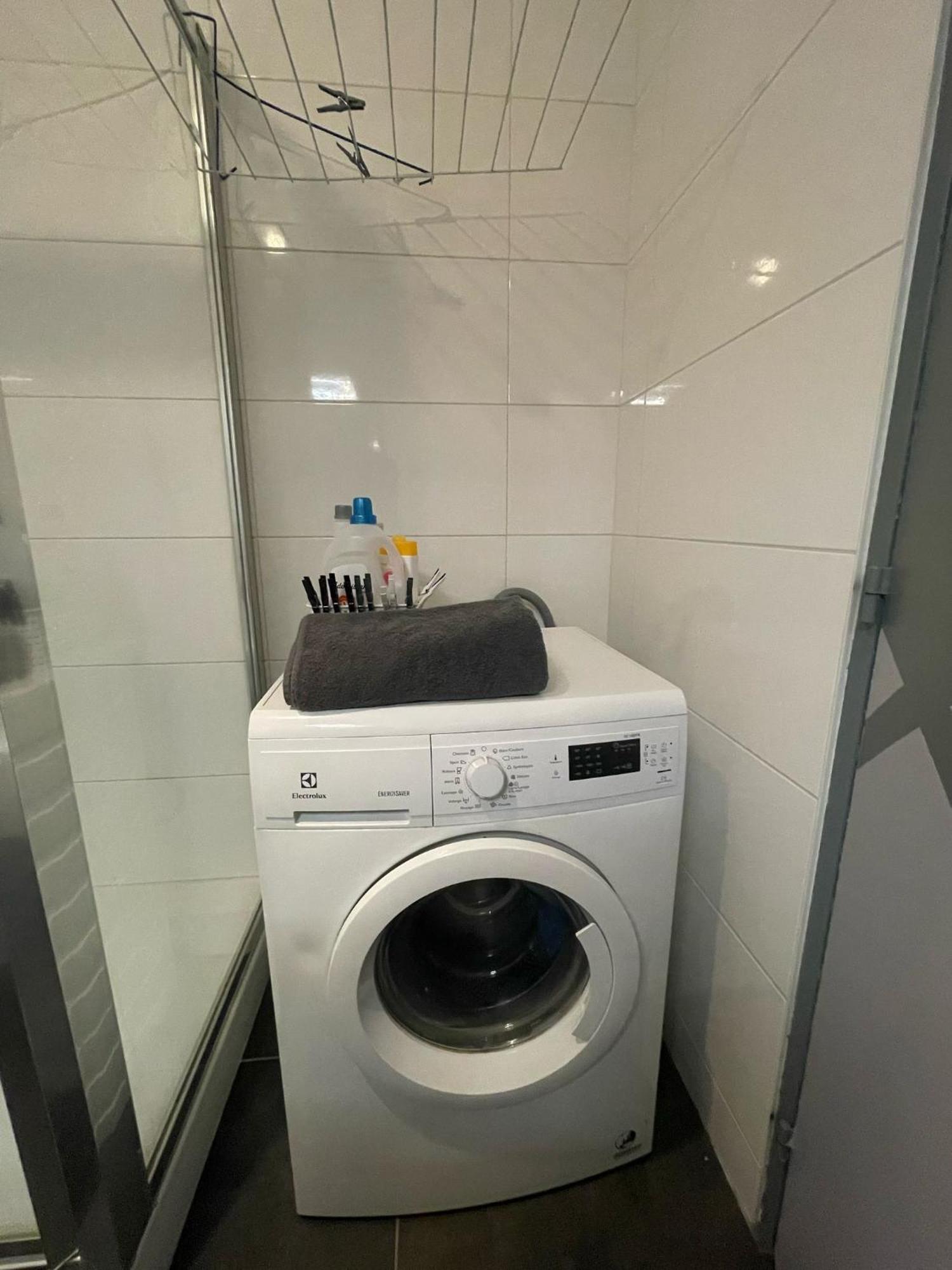 City & Cosy, Lyon Charcot- Wifi - Lave Linge - Balcon - Parking Exterior foto